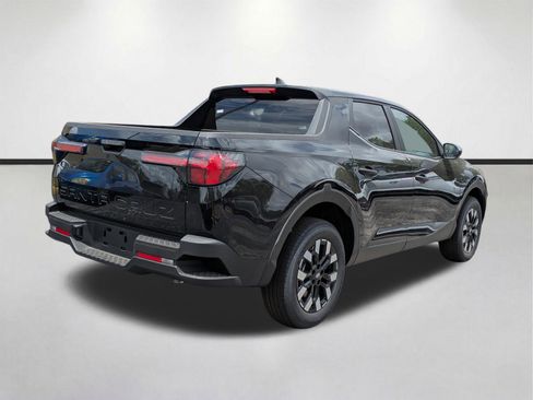 New 2026 Hyundai Santa Cruz SE FWD image 5