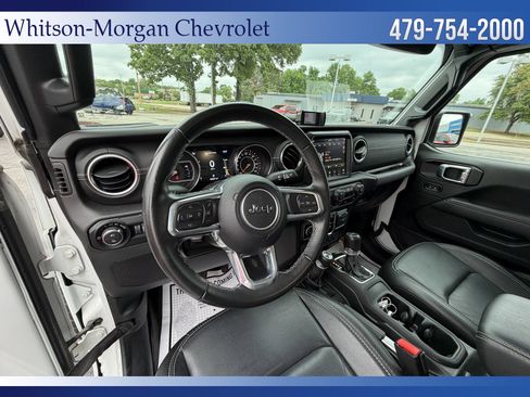 Used 2021 Jeep Gladiator Overland w/ Popular Equipment Package AWD/4WD image 10