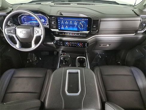 Used 2022 Chevrolet Silverado 1500 LTZ image 16