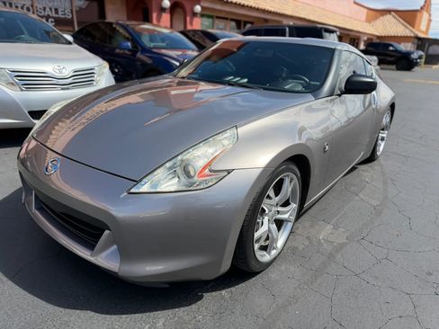 Used 2010 Nissan 370Z Coupe w/ Sport Pkg RWD image 2