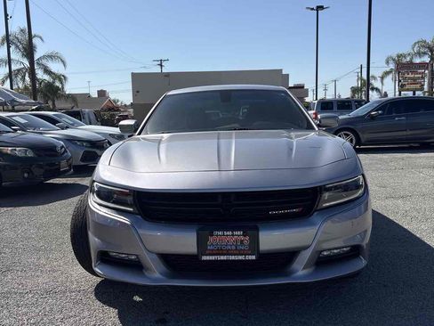 Used 2016 Dodge Charger SXT image 5
