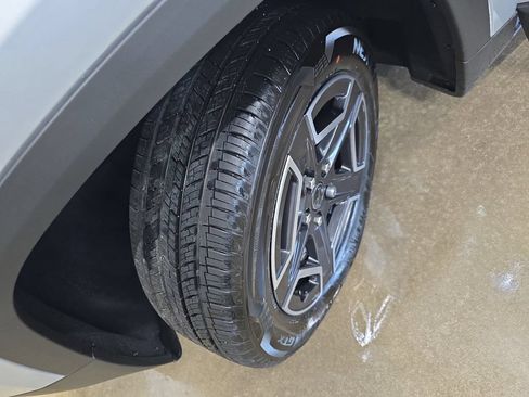 New 2026 Jeep Cherokee Limited AWD/4WD image 32
