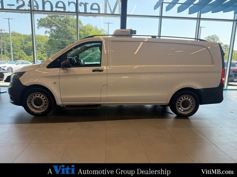 Used 2023 Mercedes-Benz Metris Cargo image 4