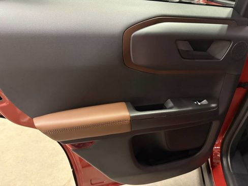 Used 2024 Ford Bronco Sport Outer Banks w/ Tech Package image 8