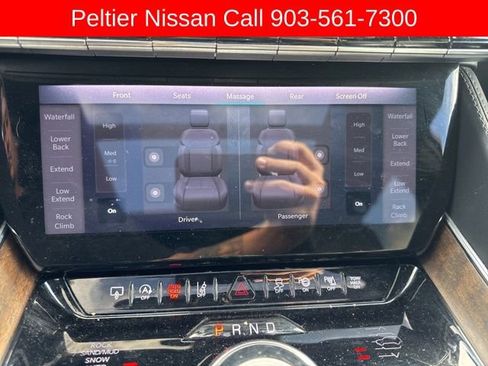 Used 2023 Jeep Grand Wagoneer Series II image 19