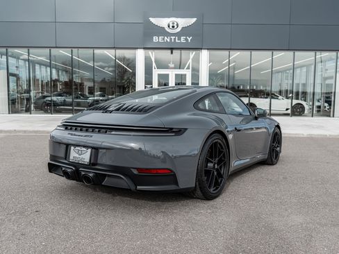 Used 2026 Porsche 911 Carrera GTS image 3