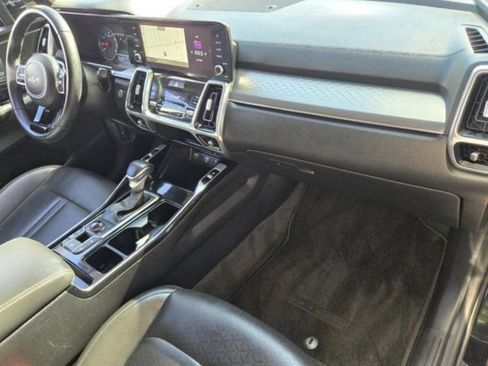 Used 2022 Kia Sorento SX AWD/4WD image 35