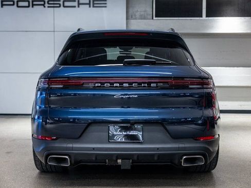 Certified 2025 Porsche Cayenne E-Hybrid AWD/4WD image 7