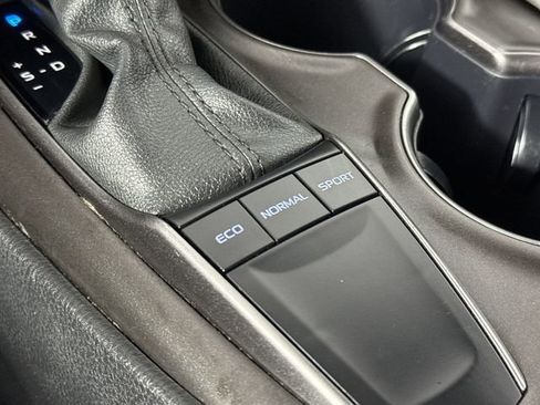 Used 2024 Toyota Camry SE image 26