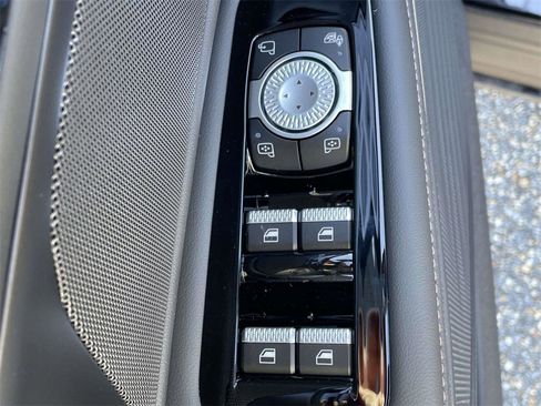 New 2026 Lincoln Nautilus Premier image 16