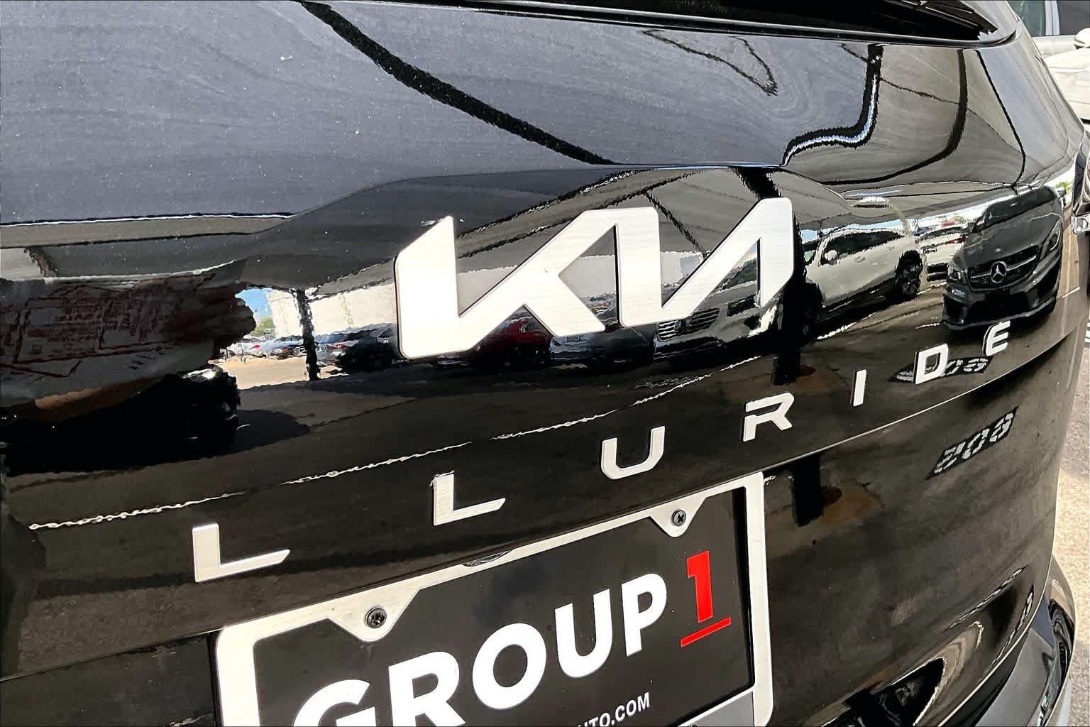 Used 2023 Kia Telluride EX w/ EX Captain's Chair Package FWD image 31