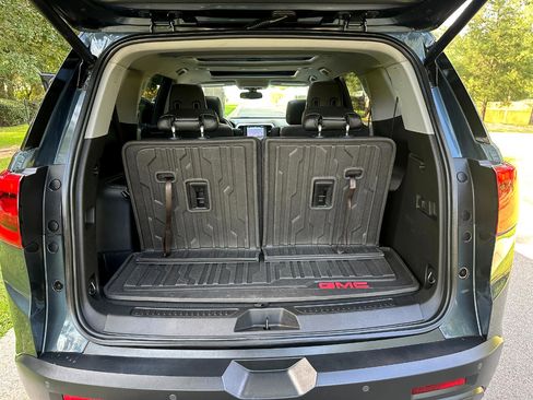 Used 2019 GMC Acadia SLT w/ Black Edition image 36