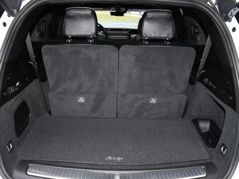 Used 2022 Jeep Grand Cherokee L Summit w/ Advanced Protech Group IV image 23