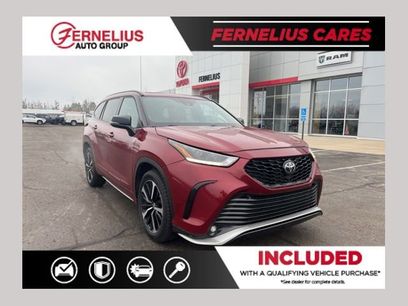 Used 2021 Toyota Highlander XSE