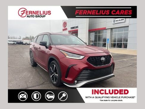 Used 2021 Toyota Highlander XSE image 1