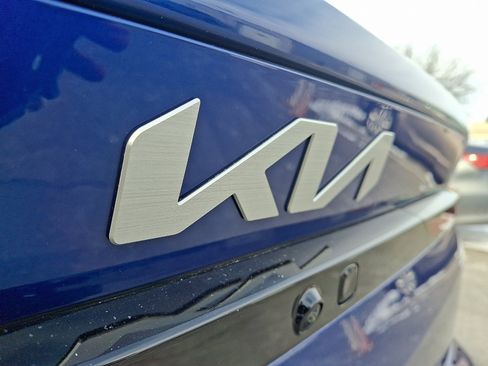 Used 2025 Kia K4 LXS image 29