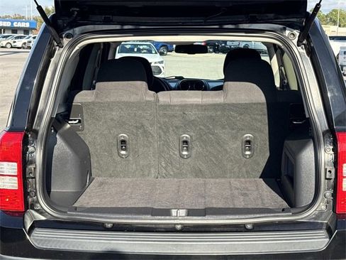 Used 2016 Jeep Patriot Sport w/ Power Value Group image 13