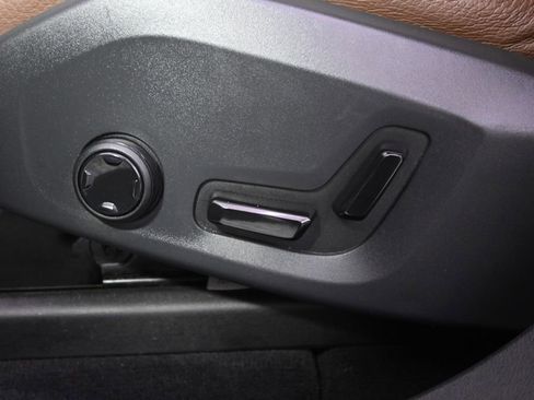 Used 2018 Volvo XC60 T6 Inscription w/ Convenience Package image 14