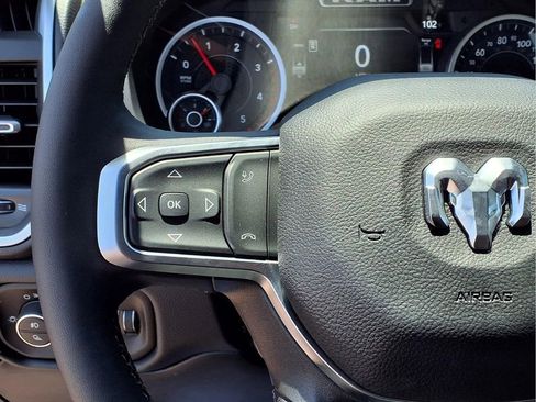 New 2026 RAM 2500 Big Horn AWD/4WD image 5