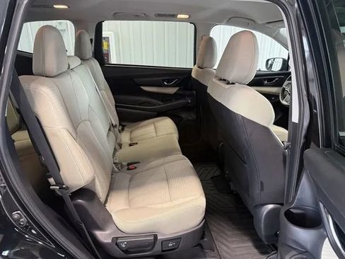 Used 2022 Subaru Ascent Premium w/ Convenience Package image 25
