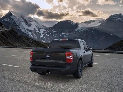 New 2025 Ford Maverick XLT image 8