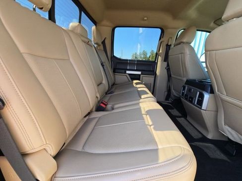 Used 2021 Ford F250 Lariat w/ Chrome Package image 16