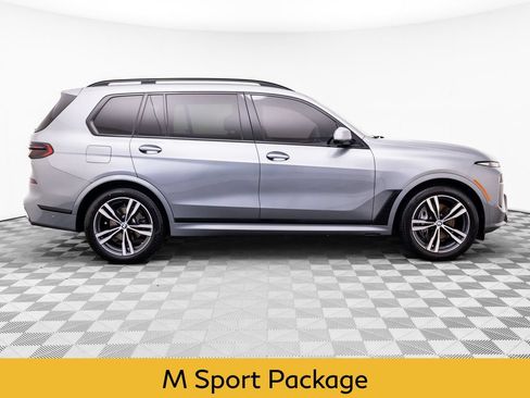 Used 2023 BMW X7 xDrive40i w/ M Sport Package AWD/4WD image 7