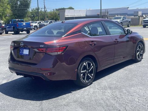 Used 2024 Nissan Sentra SV FWD image 3
