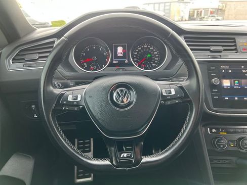 Used 2020 Volkswagen Tiguan SE R-Line image 21