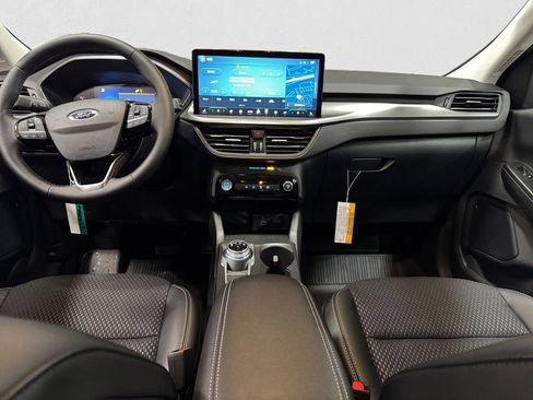 New 2025 Ford Escape SE FWD image 11