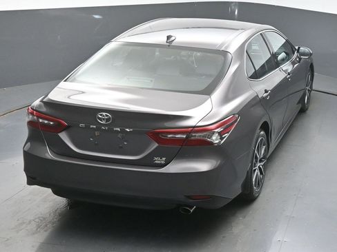 Used 2023 Toyota Camry XLE image 43