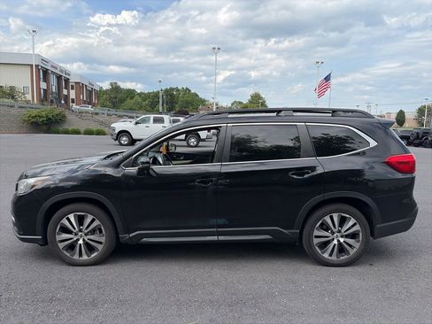 Used 2022 Subaru Ascent Limited w/ Technology Package AWD/4WD image 6