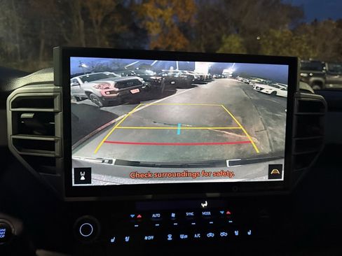 Used 2023 Toyota Tundra Limited image 21