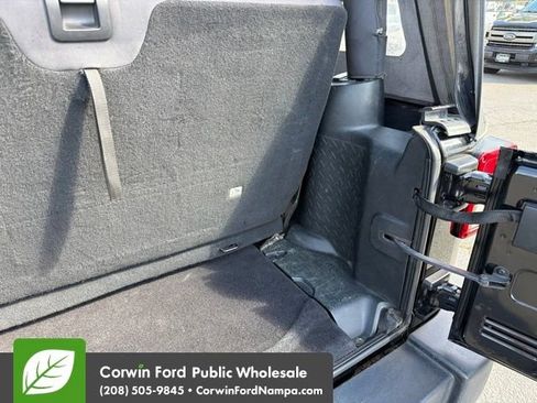 Used 2018 Jeep Wrangler Sport AWD/4WD image 29