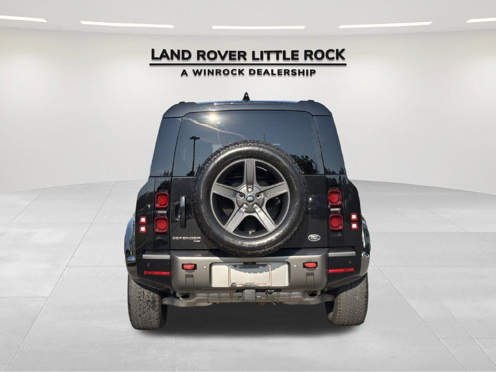 Used 2021 Land Rover Defender 110 X-Dynamic SE AWD/4WD image 7