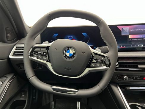 Used 2026 BMW 330i Sedan w/ Premium Package image 17