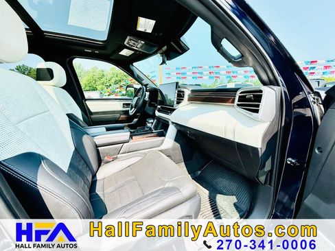 Used 2025 Toyota Sequoia Capstone AWD/4WD image 34