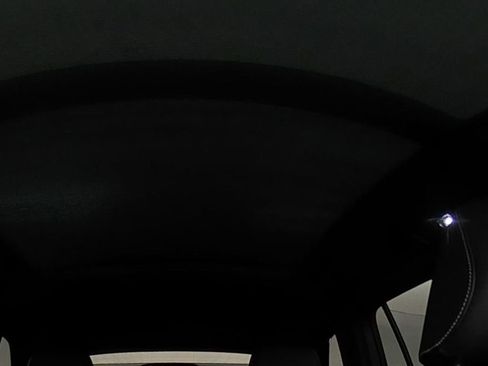 Used 2021 Volkswagen Tiguan SE R-Line image 29