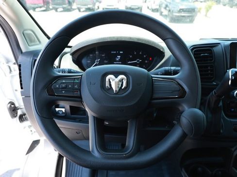 Used 2025 RAM ProMaster 2500 FWD image 12