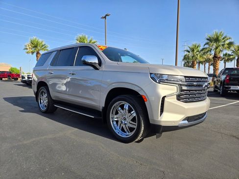 Used 2021 Chevrolet Tahoe Premier w/ Premium Package AWD/4WD image 1