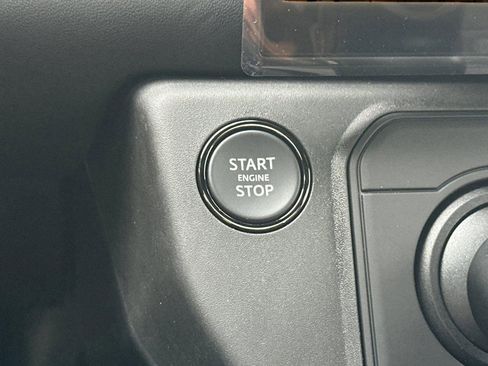 New 2026 Land Rover Defender 110 OCTA AWD/4WD image 26