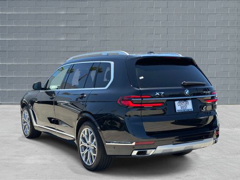 Used 2026 BMW X7 xDrive40i w/ Premium Package AWD/4WD image 3