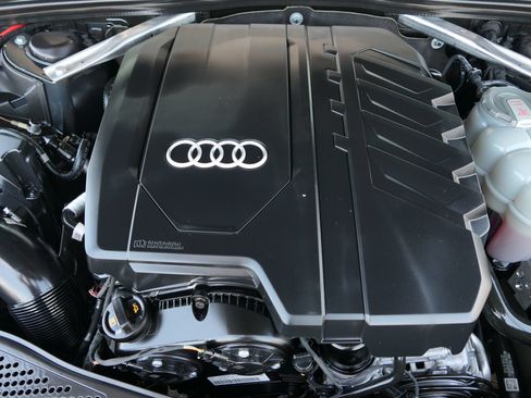 Used 2024 Audi A5 2.0T Premium Plus AWD/4WD image 32