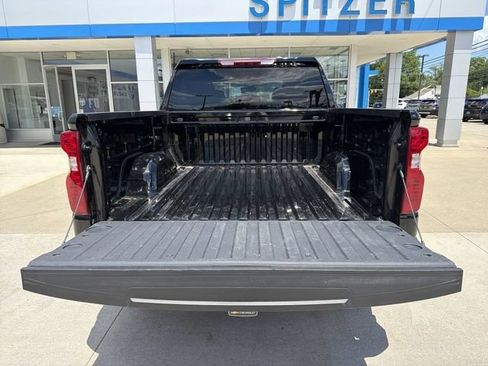 Used 2024 Chevrolet Silverado 1500 Custom w/ Turbomax Blackout Package AWD/4WD image 24