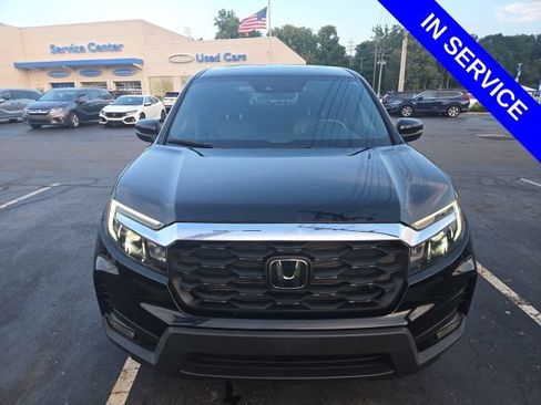 Used 2023 Honda Passport EX-L image 2
