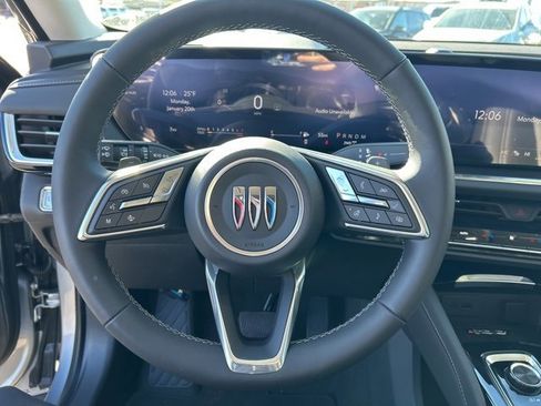 New 2025 Buick Envision Preferred image 18