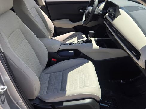 Used 2024 Honda HR-V LX image 18