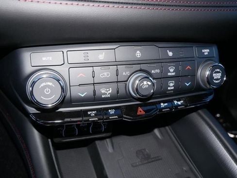 Used 2022 Dodge Durango R/T w/ Blacktop Package image 34