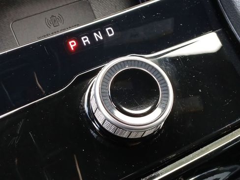 Used 2023 Jeep Grand Cherokee Altitude AWD/4WD image 11
