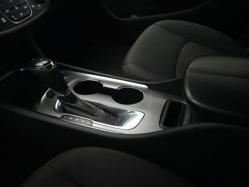 Used 2020 Chevrolet Malibu LT FWD image 16